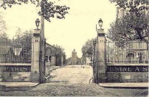 Saint-Denis La Pharmacie Centrale Saint-Denis La Pharmacie Centrale